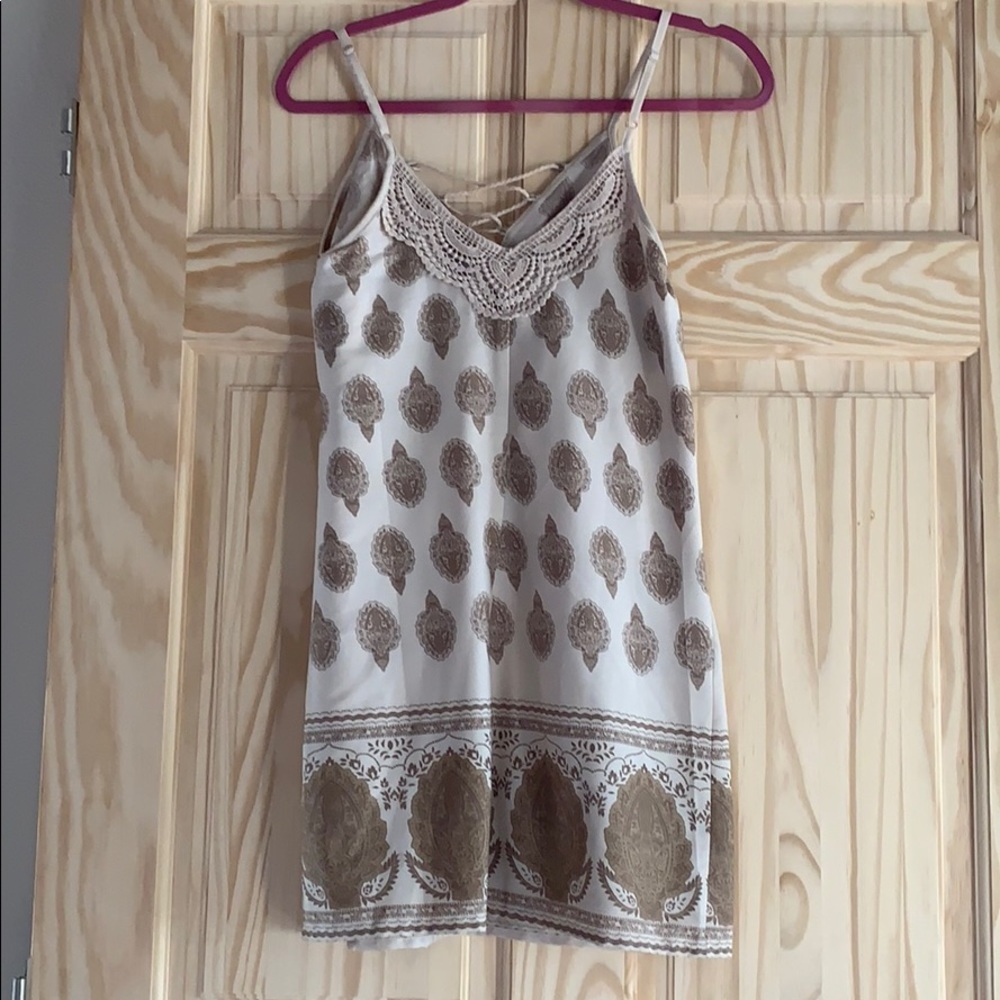 Dress - Picture 2 of 4